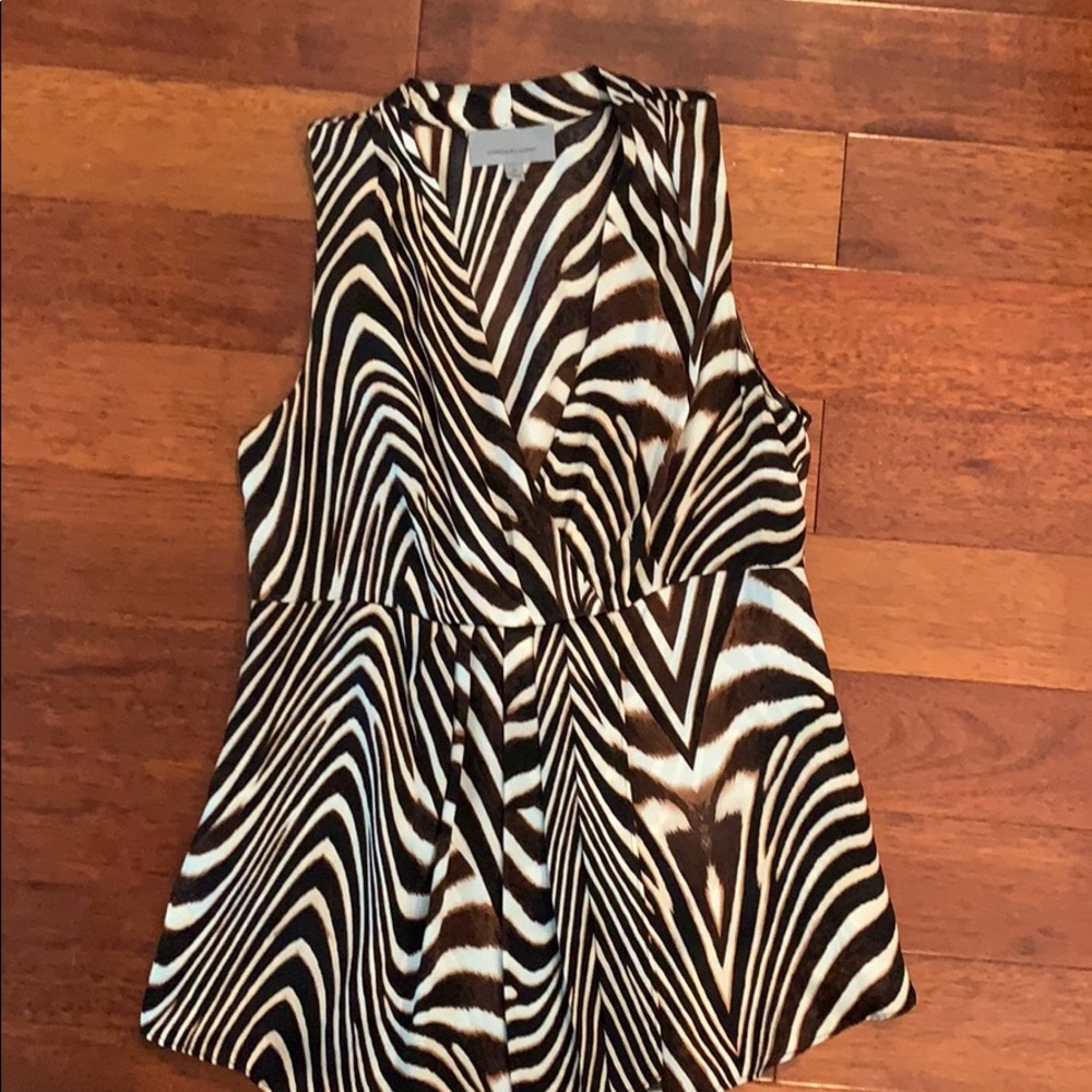 Classiques entire sleeveless blouse. Sz M